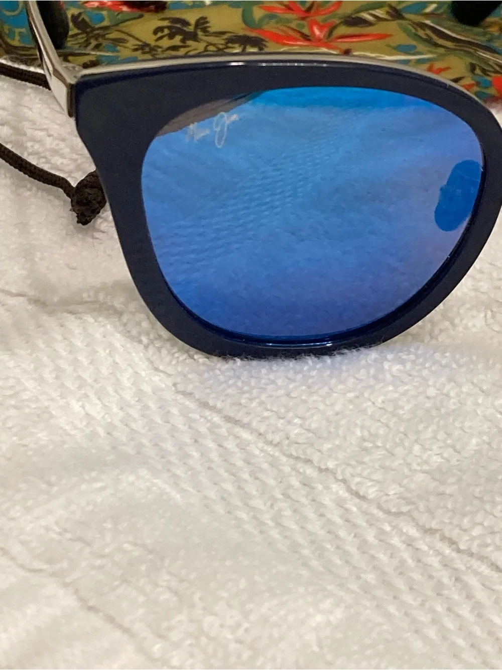 Maui Jim Wood Rose MJ870-03 Blue Hawaii Polarized Sunglasses - Made in Italy